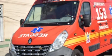 Homem fica ferido após cair de muro no Centro de Maceió