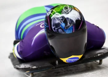 Brasileira, Nicole Silveira fica no top 10 em treino oficial para Olimpíadas de Inverno