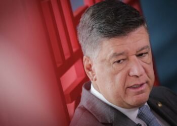 Presidente da CPMI do INSS diz que Toffoli liberará dados de Vorcaro