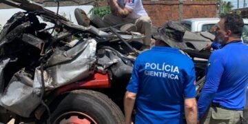 Perícia analisa freios de carreta envolvida em acidente com mortes na Rota do Mar
