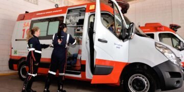 Menina de três anos que morreu afogada em piscina é identificada