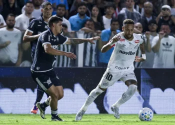 Neymar tem fala misógina ao reclamar de arbitro na Vila