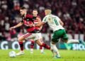 Flamengo confirma fratura de Jorginho e cita ‘faltas violentas’ contra o Palmeiras