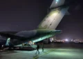 Avião da FAB com ajuda para vítimas de terremoto chega