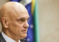 Moraes envia pedido contra Jair e Flávio a outro relator