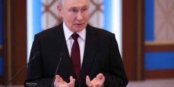 Putin diz que “não vê motivos” para se encontrar com Zelensky