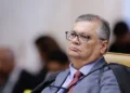 Dino intima presidentes de 21 partidos para explicar emendas