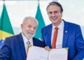 Camilo Santana assume liderança do PT no Senado