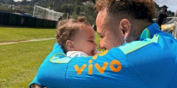 Em meio à Copa, Neymar celebra aniversário de 1 ano da filha Mel