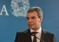Ministro da Justiça de Lula balança no cargo