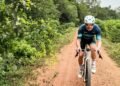 Piloto pedala 420 km até GP, é perseguido e ouve alerta sobre tigres