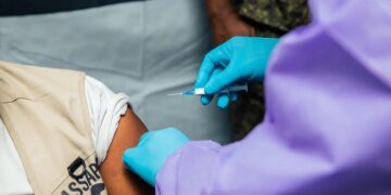 OMS anuncia testes clínicos da vacina contra o ebola no Congo